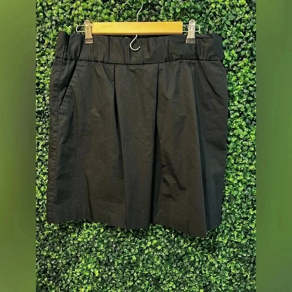 Banana Republic Skirt - Small
